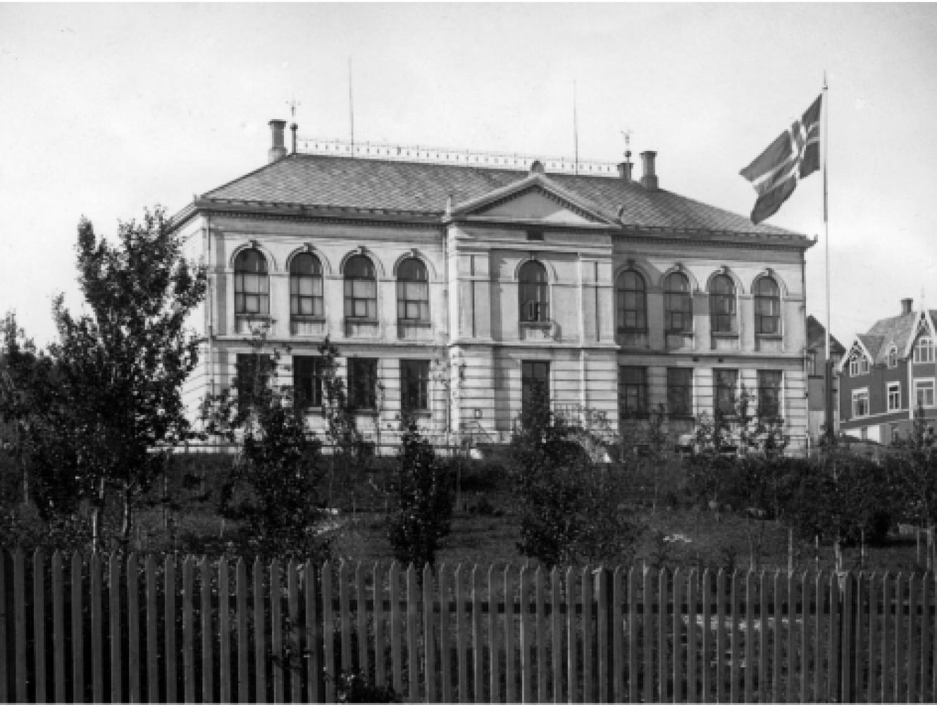 Museumsbygning i Muségata fra 1894