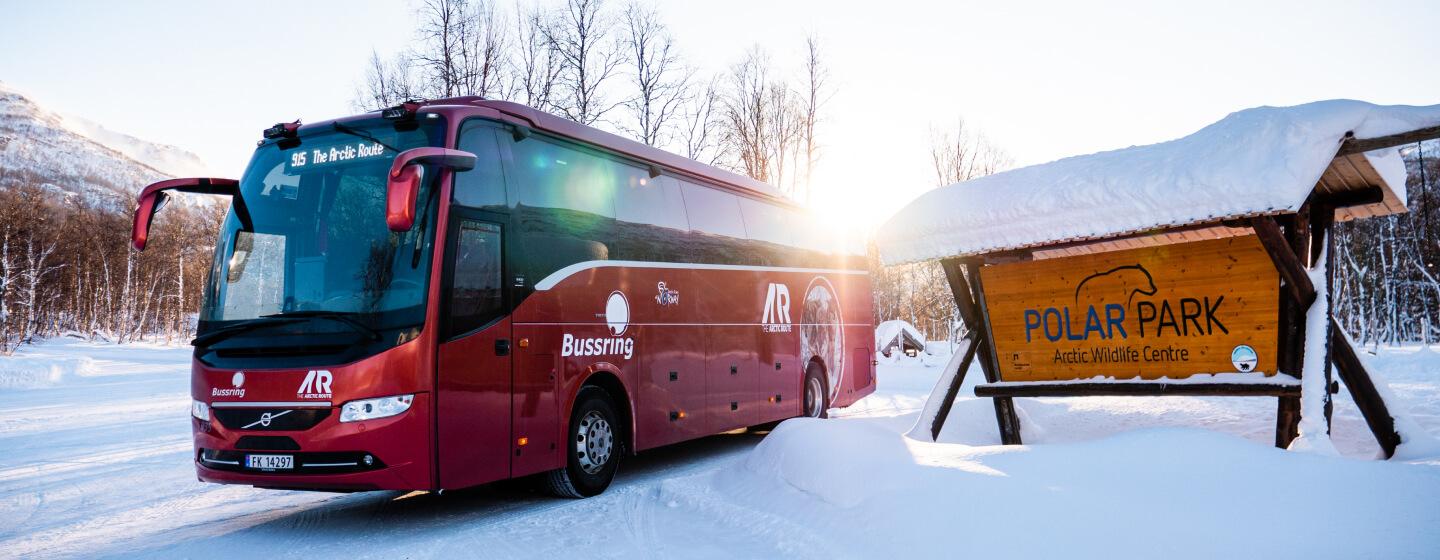 The Arctic Route-buss utenfor Polar Park i Tromsøregionen